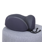 Travesseiro de Viagem – Off Night Cinza – I wanna sleep – Suporte Ergonômico Memory Foam, Compacto, Portátil e Versátil. Ideal para Viagens de Avião, Carro e Ônibus.